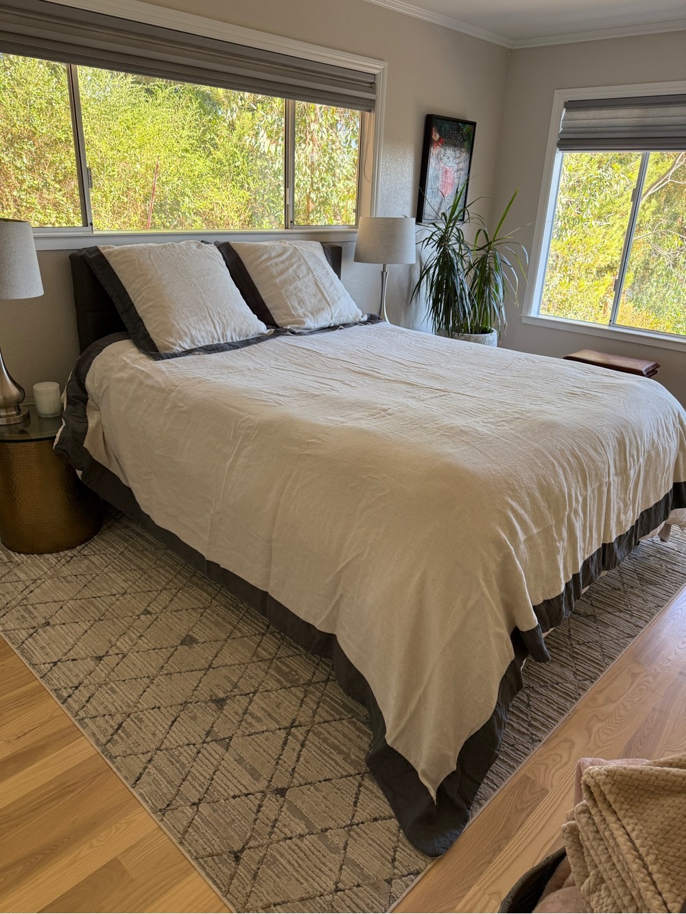 Williams Sonoma / King - Flax Washed Linen with Dark Grey Border Duvet Cover + 2